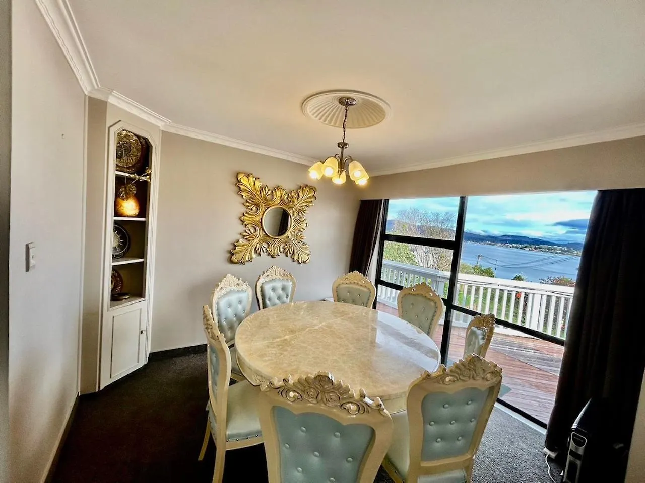 Premium Lake View Home Rotorua Holiday home
