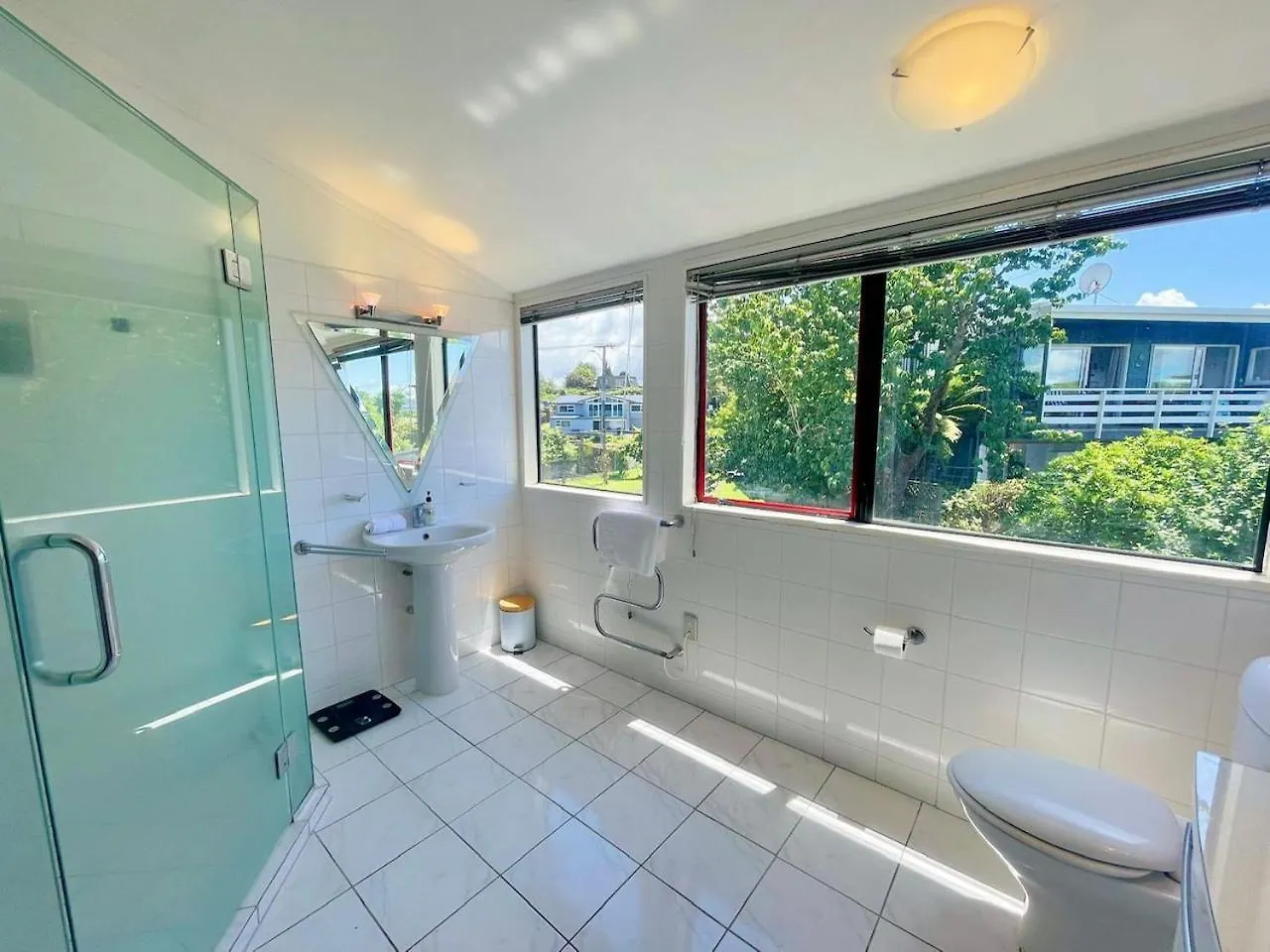Premium Lake View Home Rotorua New Zealand